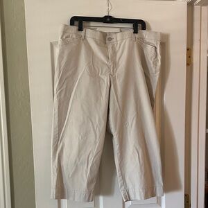 Bandolino capri khaki pants women’s sz 18